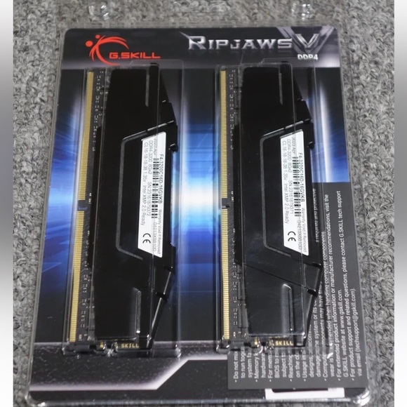 G.SKILL Ripjaws V Series 16GB 2x8GB DDR4 3200 PC4 25600 CL16 Dual Deskto… - Picture 1 of 2